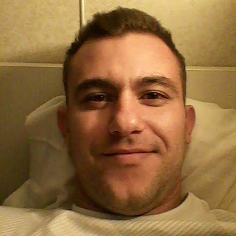 Repousando na cabine